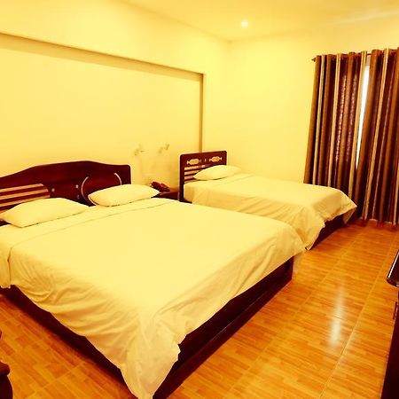 Xuan Hung Hotel Danang Exterior photo