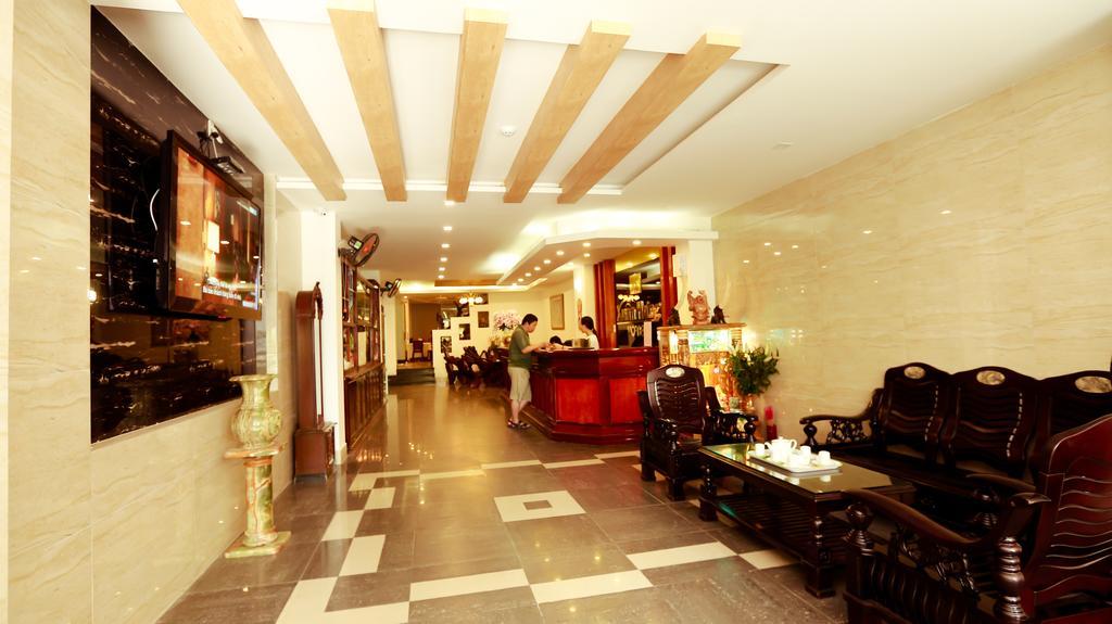 Xuan Hung Hotel Danang Exterior photo