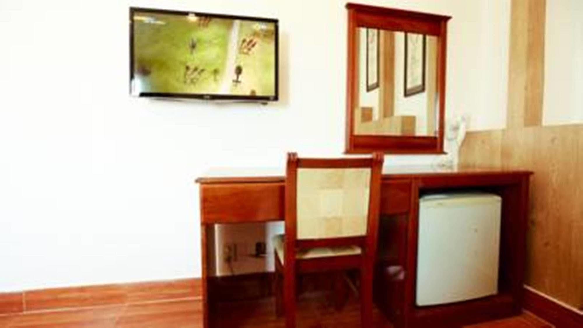 Xuan Hung Hotel Danang Exterior photo