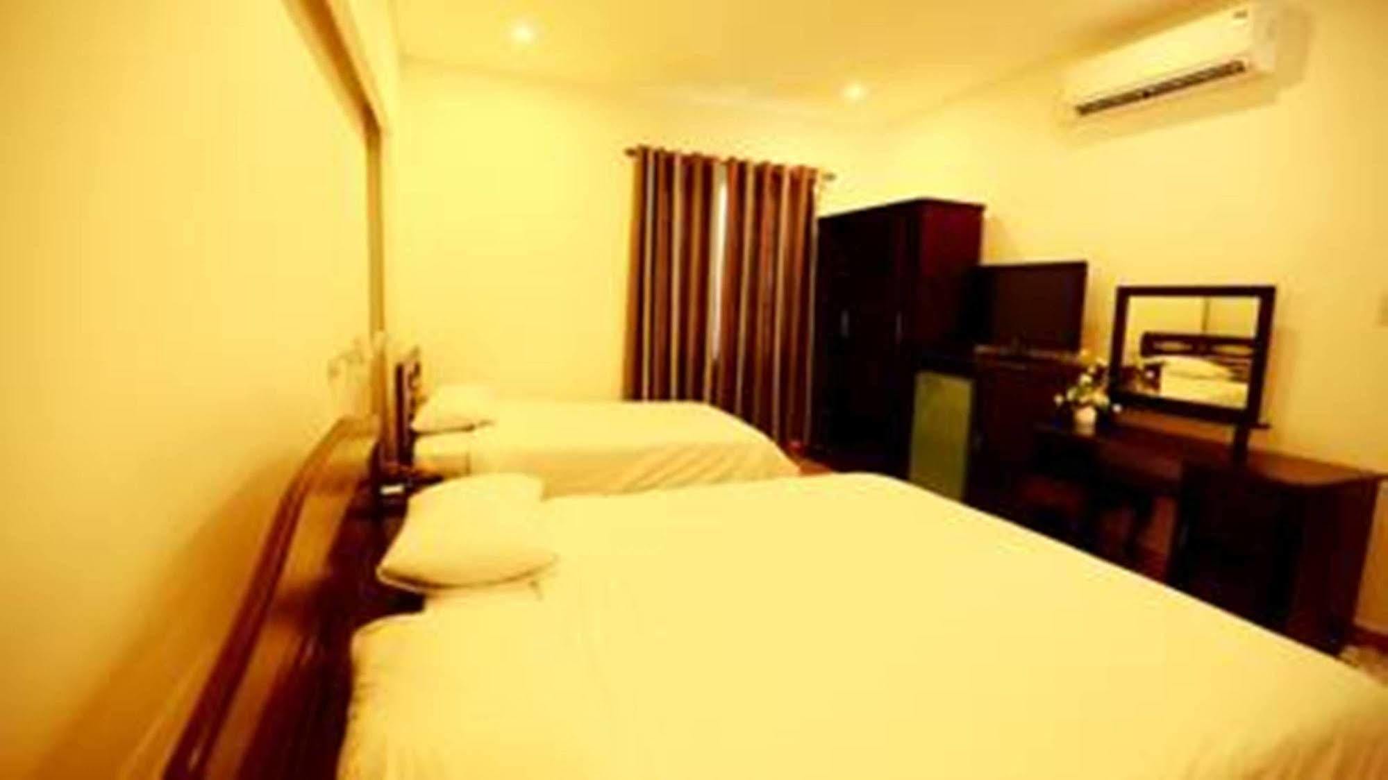 Xuan Hung Hotel Danang Exterior photo